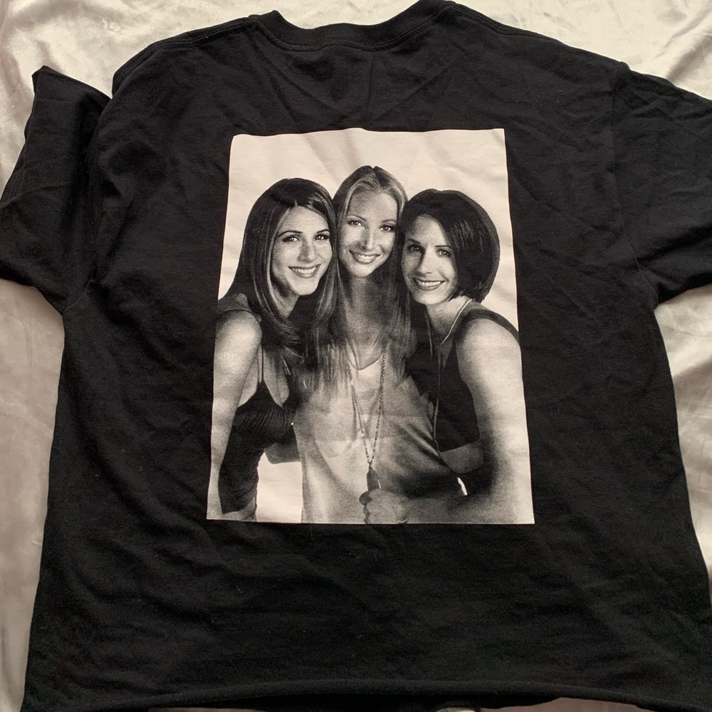 FRIENDS tshirt - Picture 2 of 2